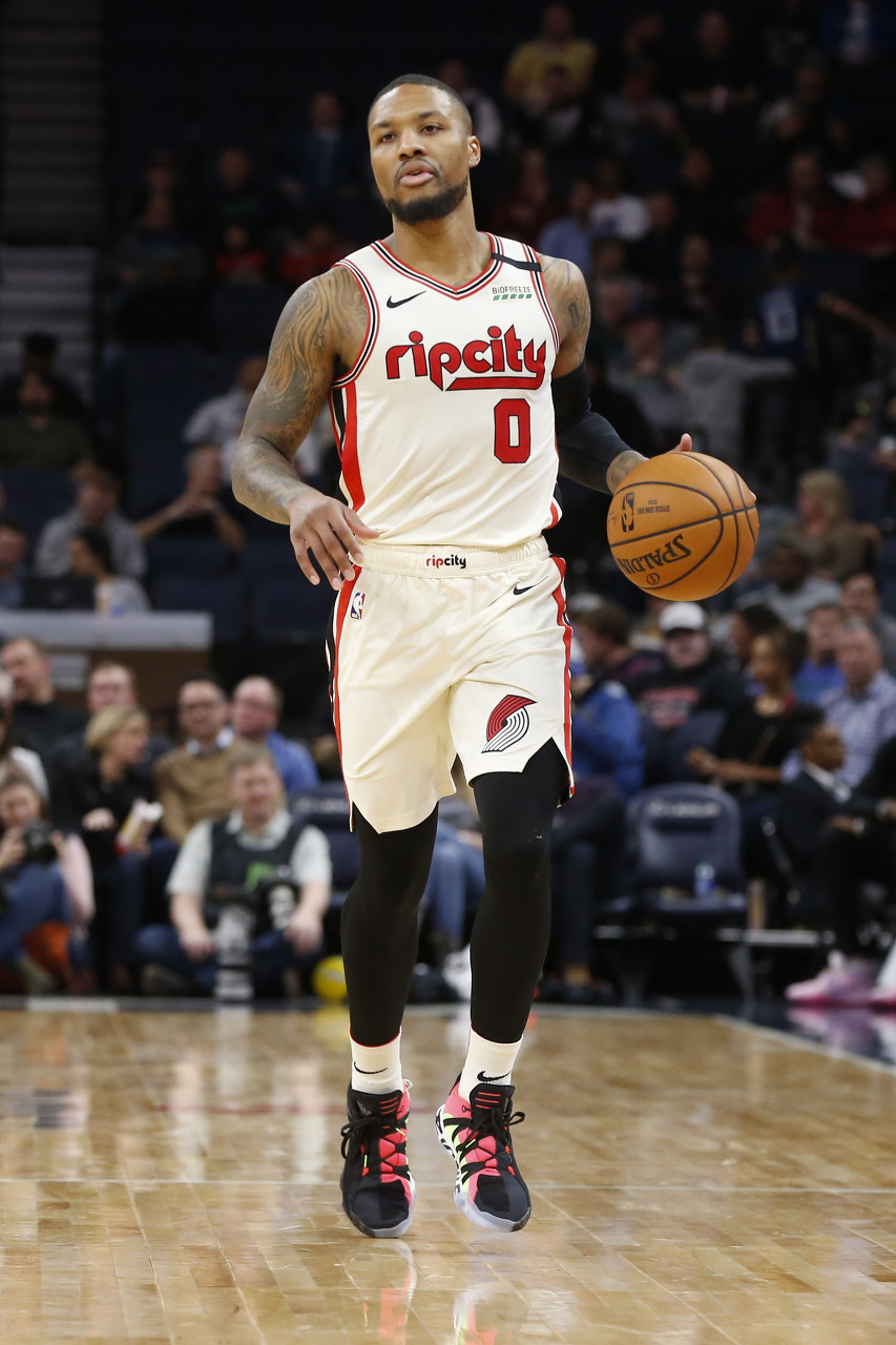 表现出兴趣 表现出兴趣