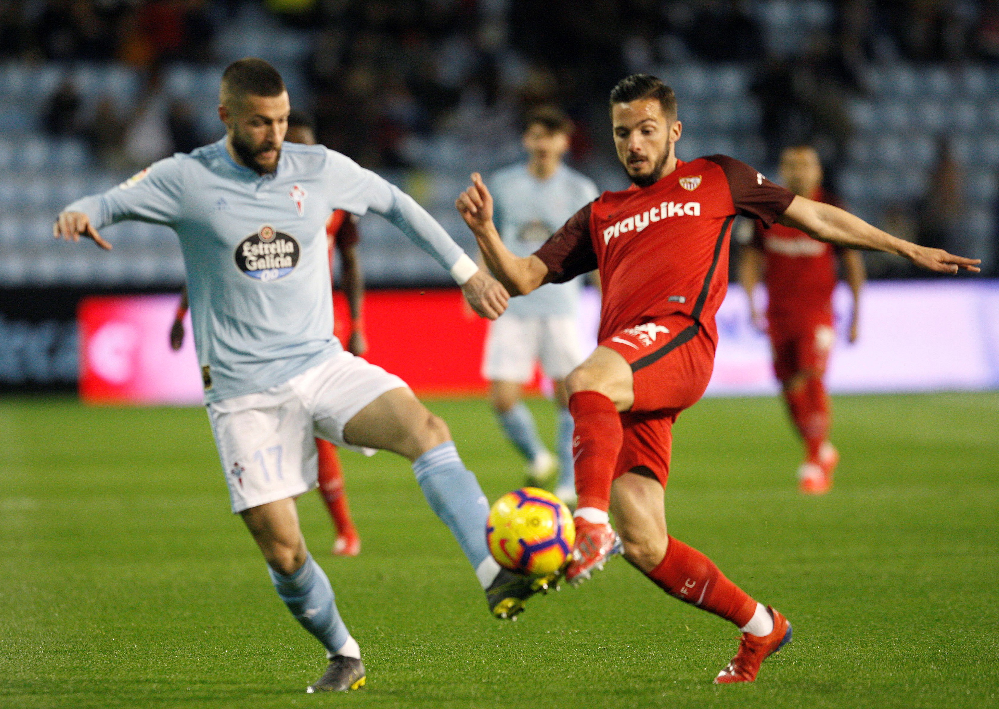 题和学生综 题和学生综